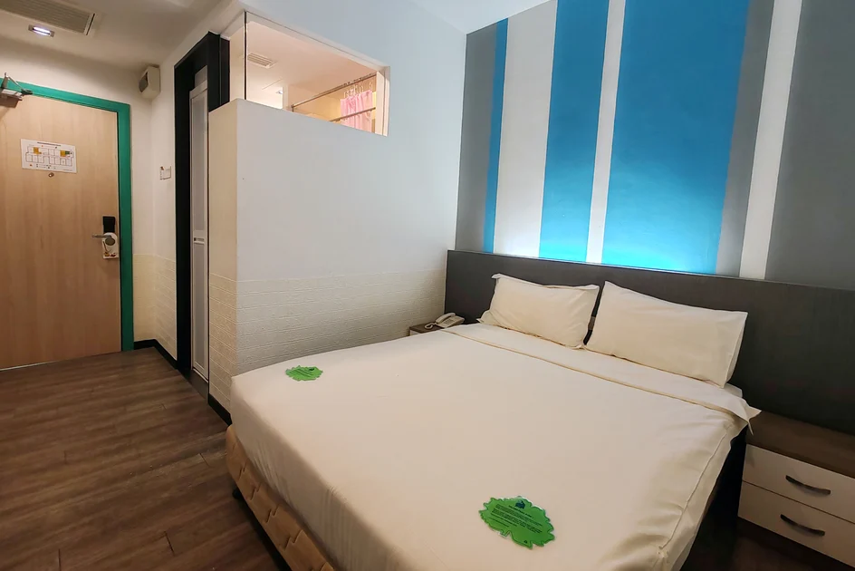 Yan Hotel