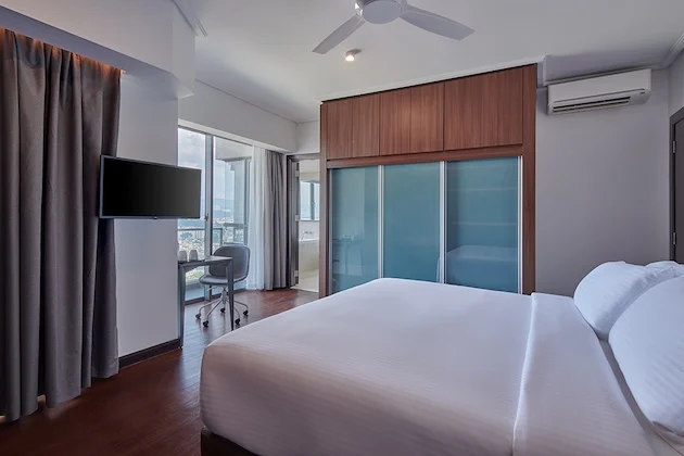 Trillion Suites Hotel