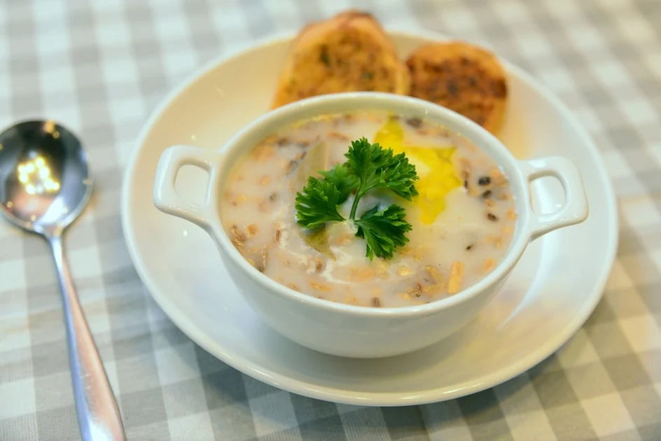 Makanan dan minuman
