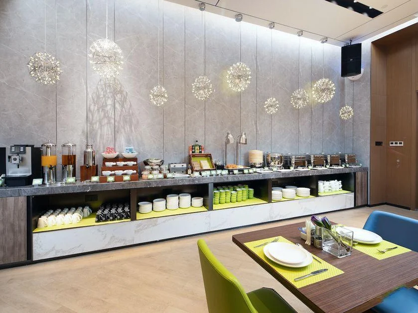 Hampton by Hilton Shenzhen Futian Mangrove Park Apartments