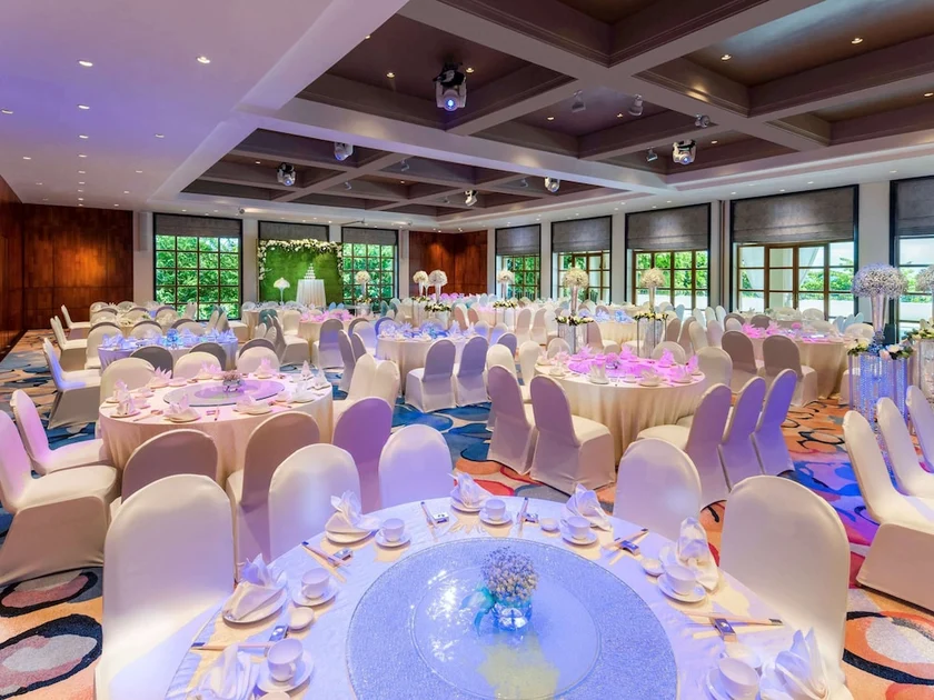 Indoor wedding