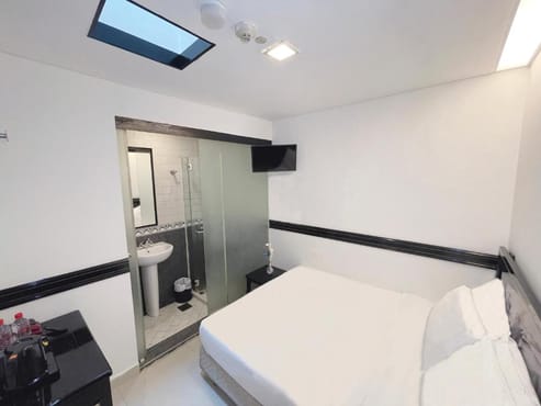 Standard Comfy Double Room with Skylight