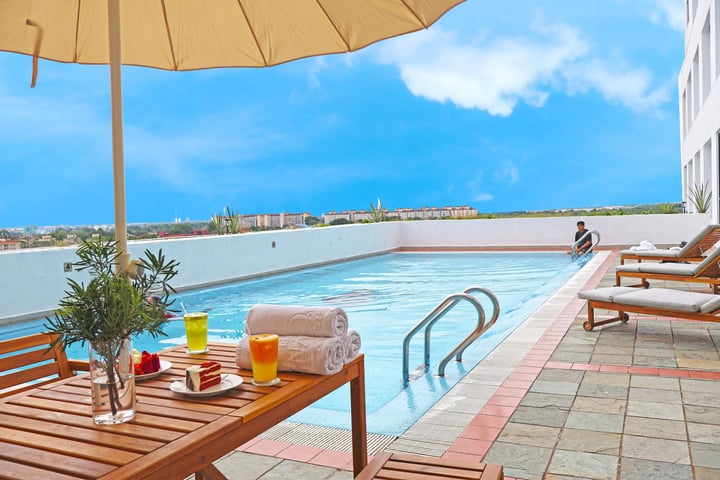 Crystal Crown Hotel Harbour View Port Klang