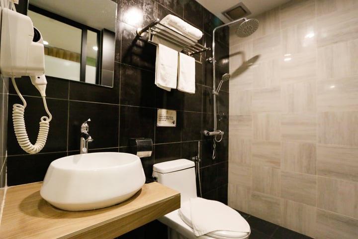 Swing & Pillows @ Golden Roof Hotel Seri Iskandar, Ipoh (previously Golden Roof Hotel Seri Iskandar)