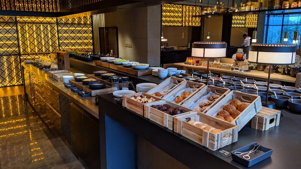 Breakfast area