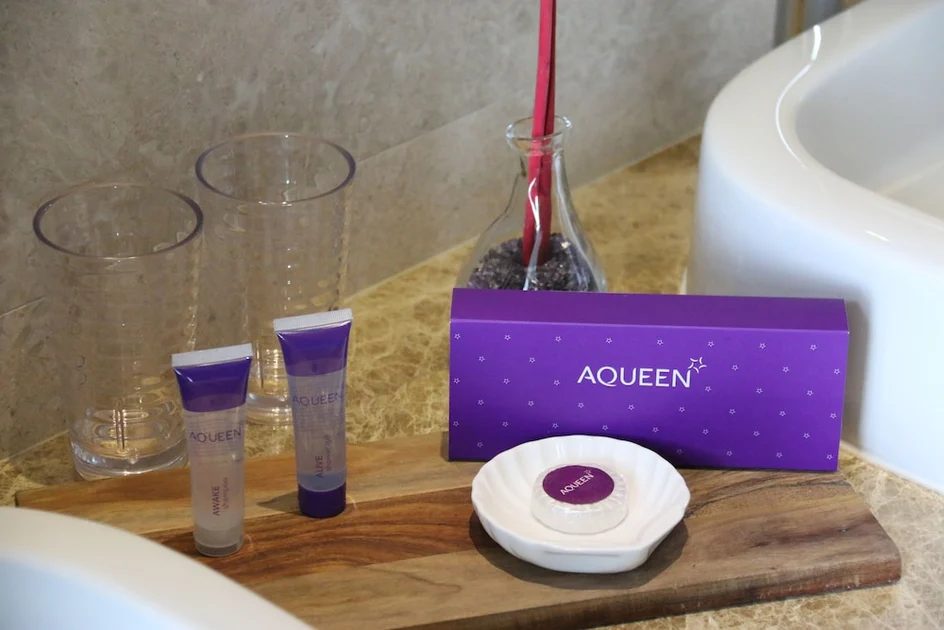 Bathroom amenities