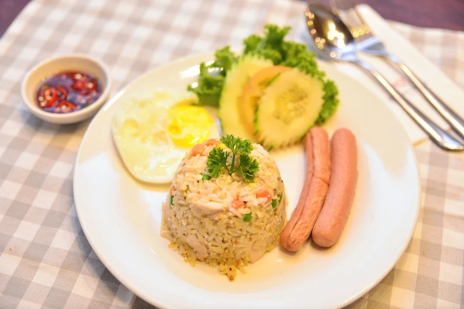 Makanan dan minuman