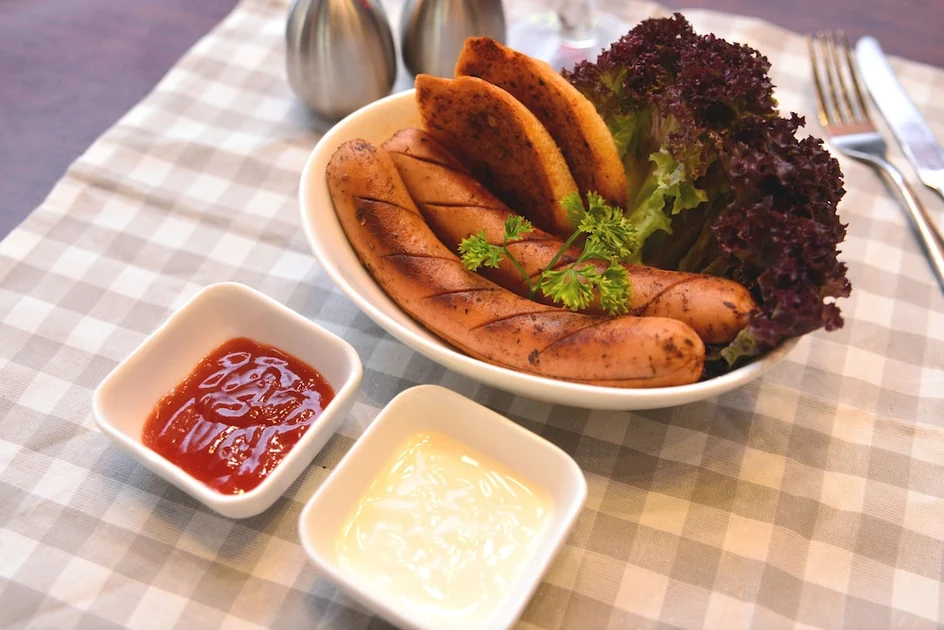 Makanan dan minuman
