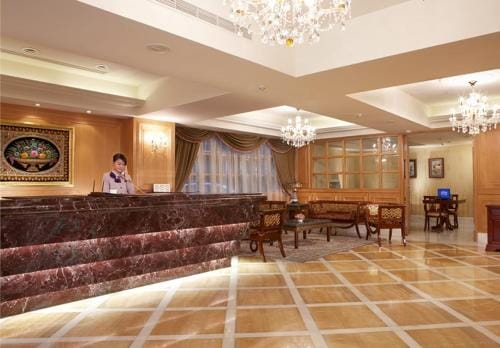 Royal Seasons Hotel Taipei-Nanjing W-image-1
