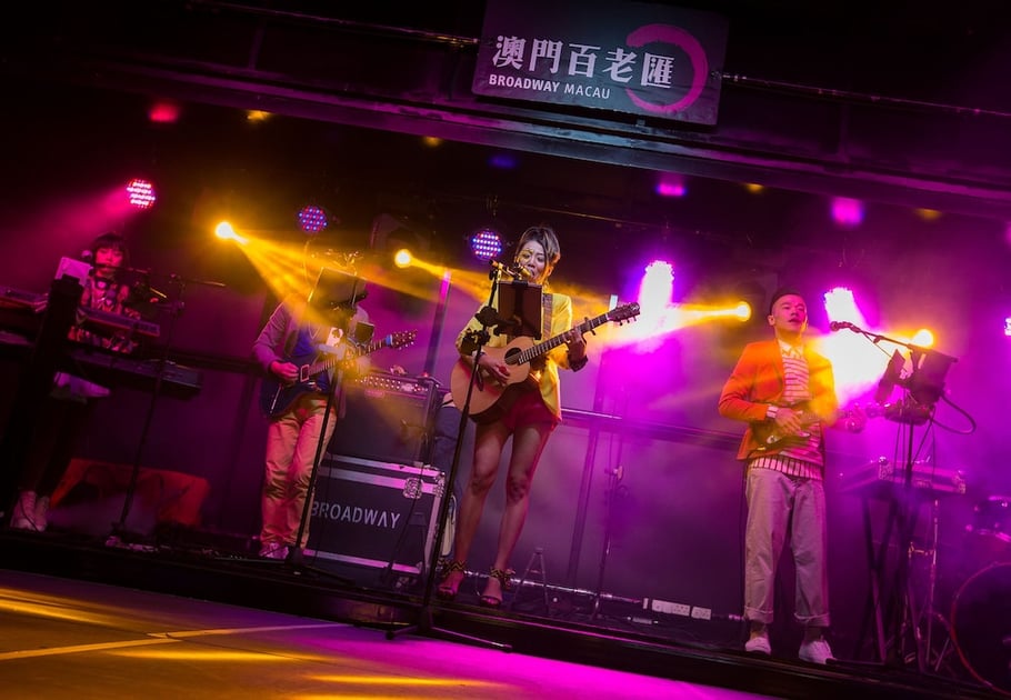 劇場演出
