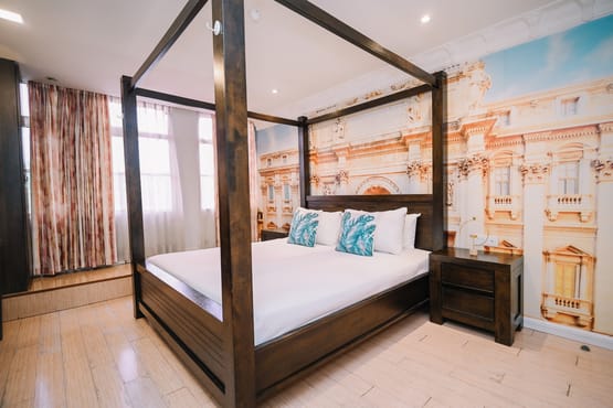 Deluxe Queen Room