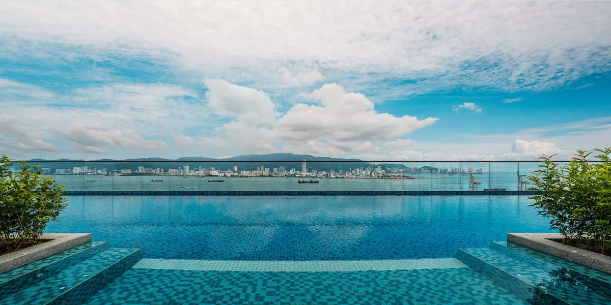 Crowne Plaza Penang Straits City