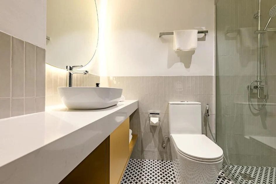 Owen House by Hmlet