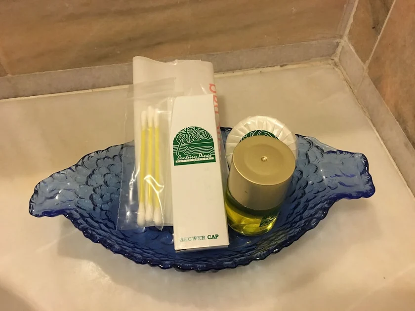 Bathroom amenities