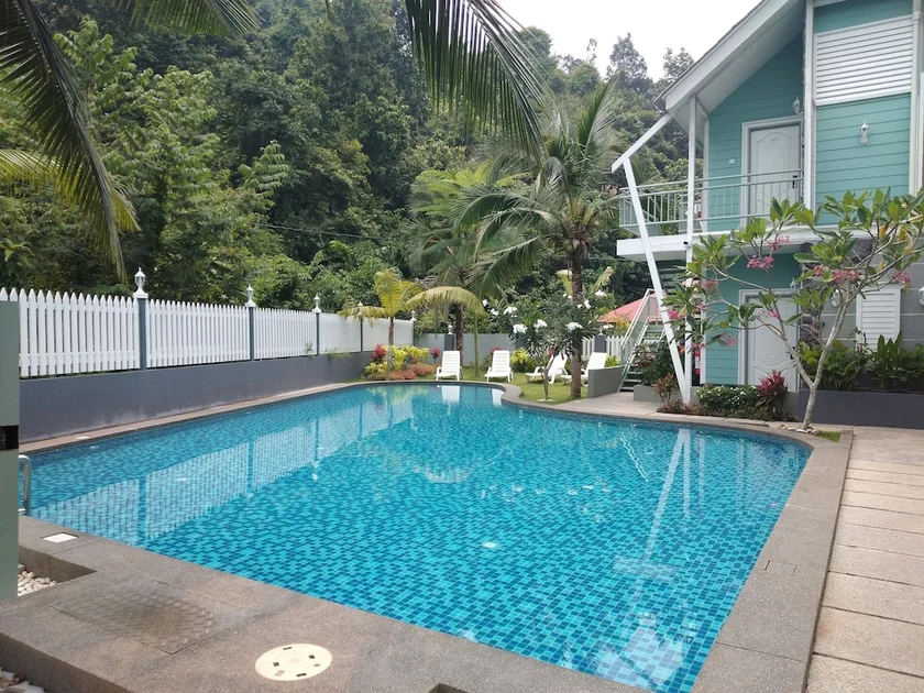 Kolam renang terbuka