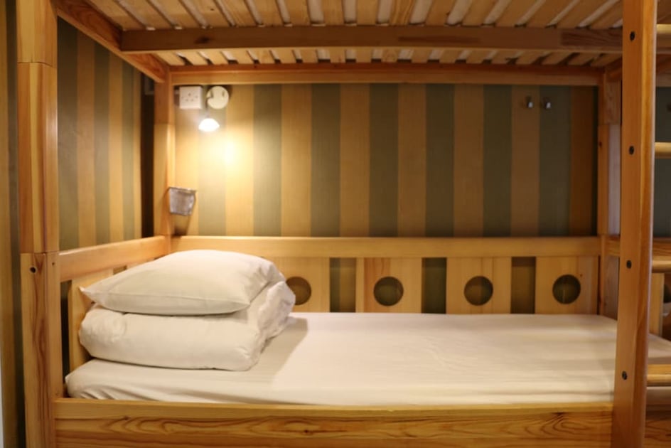 Room amenity