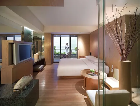 Room, 1 King Bed, Terrace, Harbor View (Plateau)