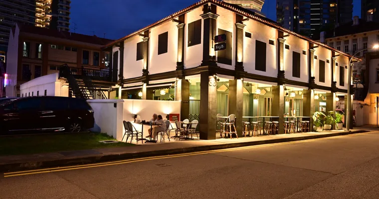 Dream Chaser Boutique Capsule Hotel Singapore