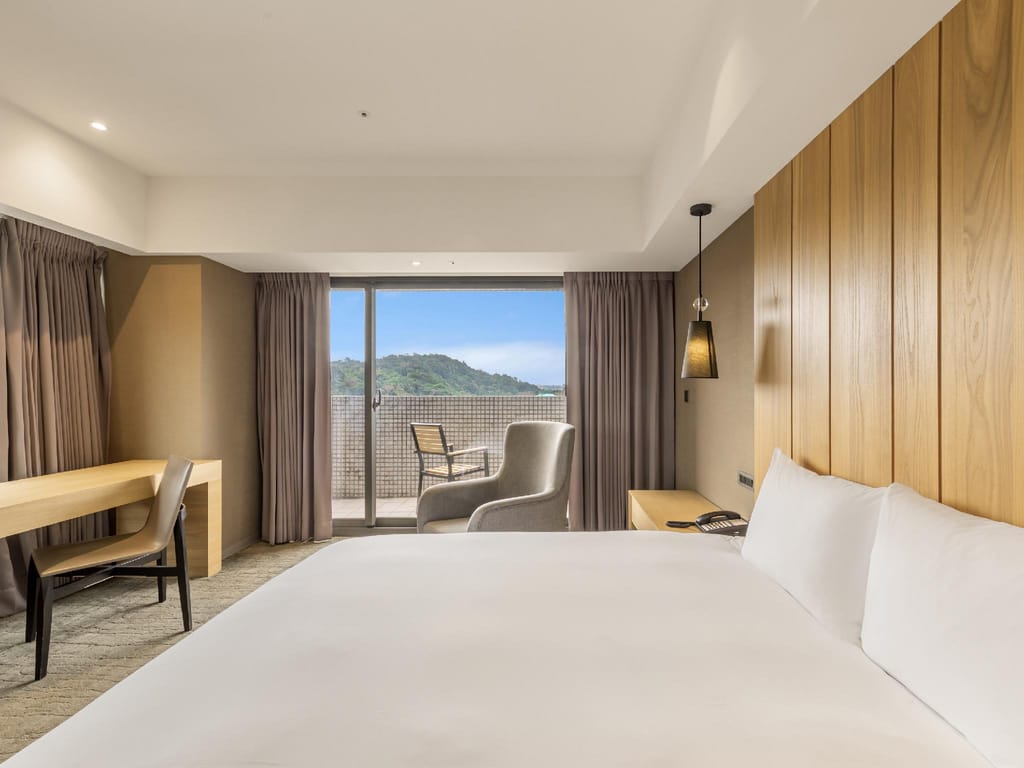 CHECK inn SELECT Taipei NeiHu-image-0