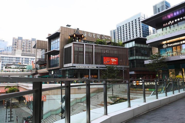 Moxy Shenzhen North Station