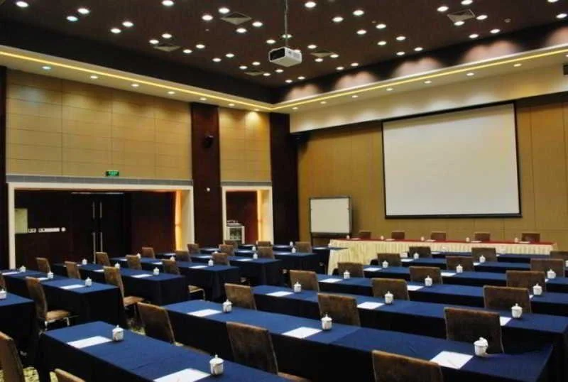 Shenzhen Huaqiang Plaza hotel (Huaqiangbei Metro Station)