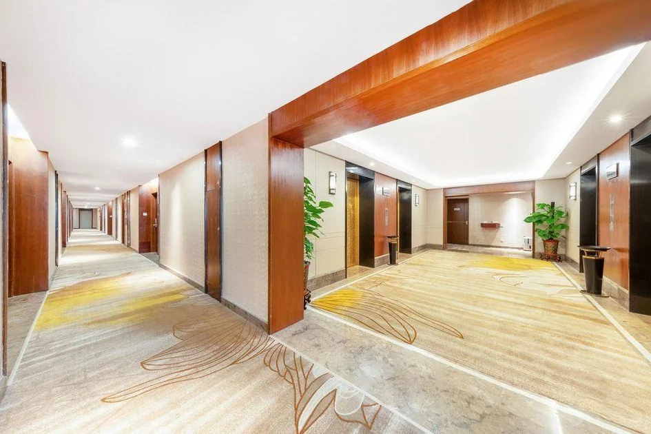 深圳南方联合大酒店(东门老街黄贝岭地铁站店)