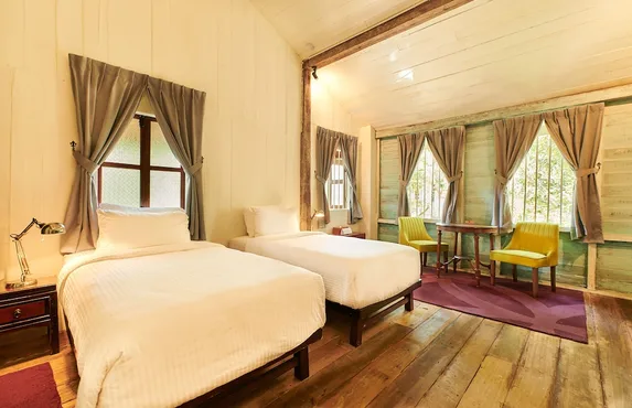 Twin Bedroom - Plantation House 4