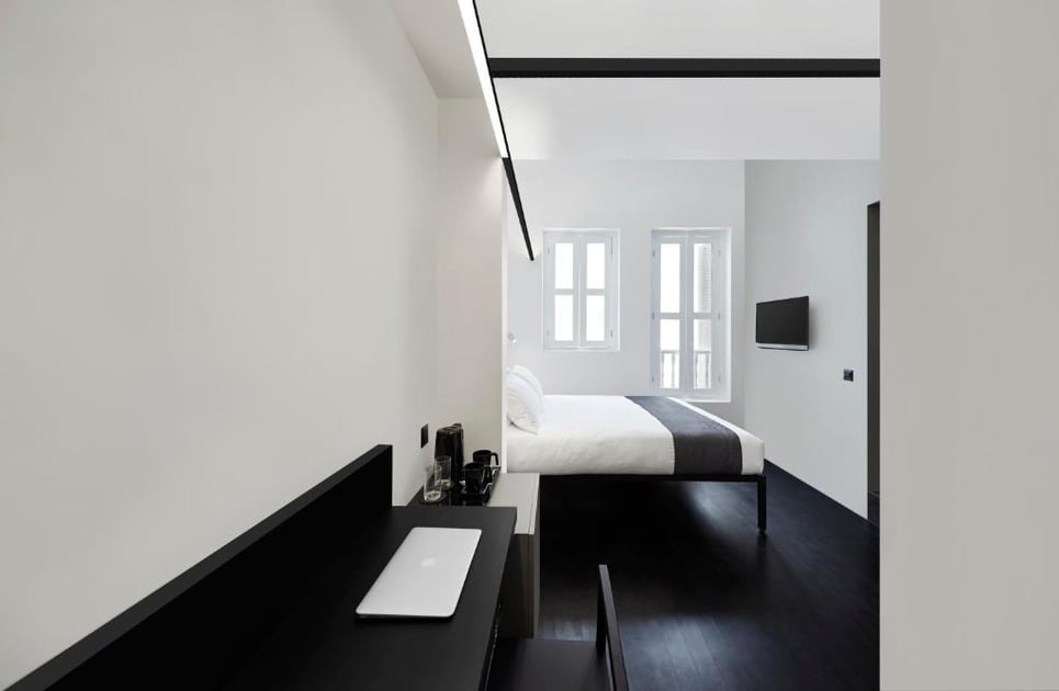 Hotel Mono