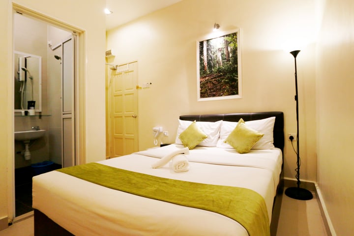 Swing & Pillows @ Golden Lodge Tanah Rata, Cameron Highlands (previously known as Golden Lodge)