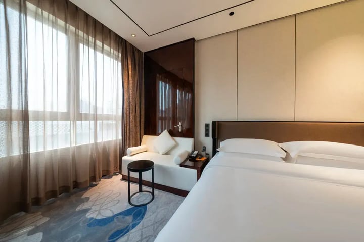 Weiman Hotel (Dongmen Old Street Subway Station Branch)