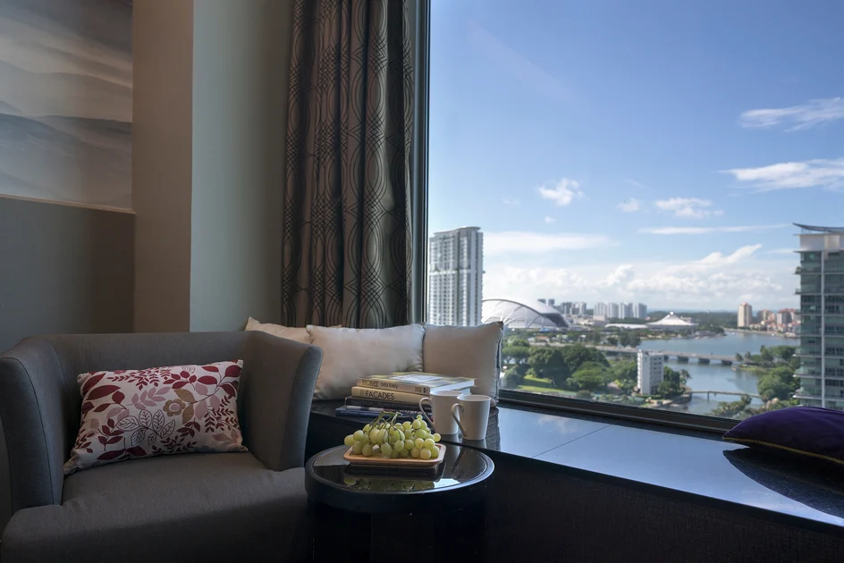 V Hotel Lavender
