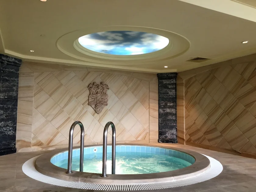 室內 Spa 池