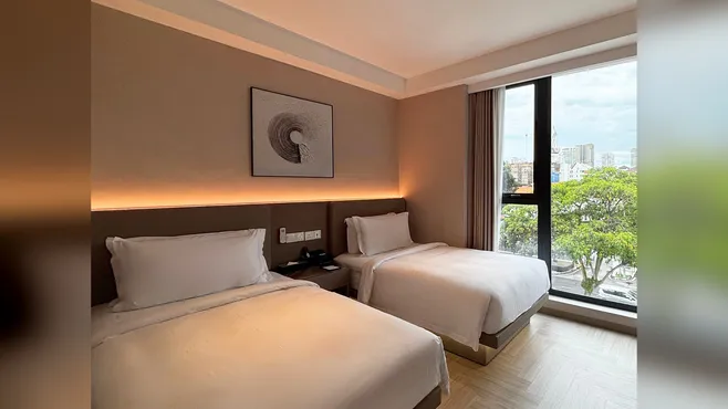 Standard Twin Room