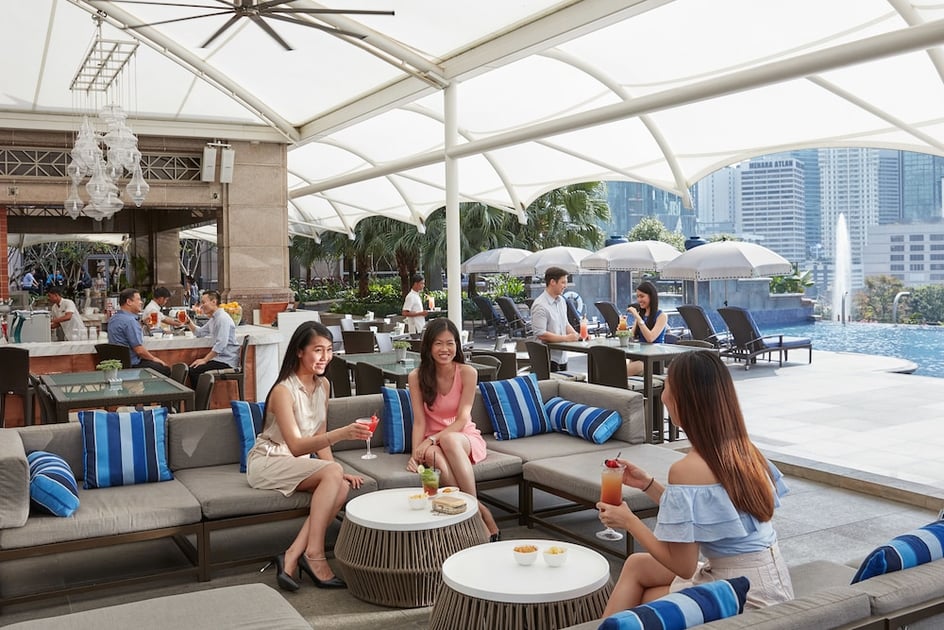 Poolside bar