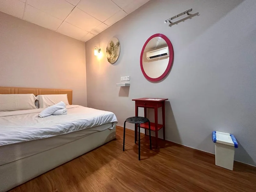 Triple B Hotel
