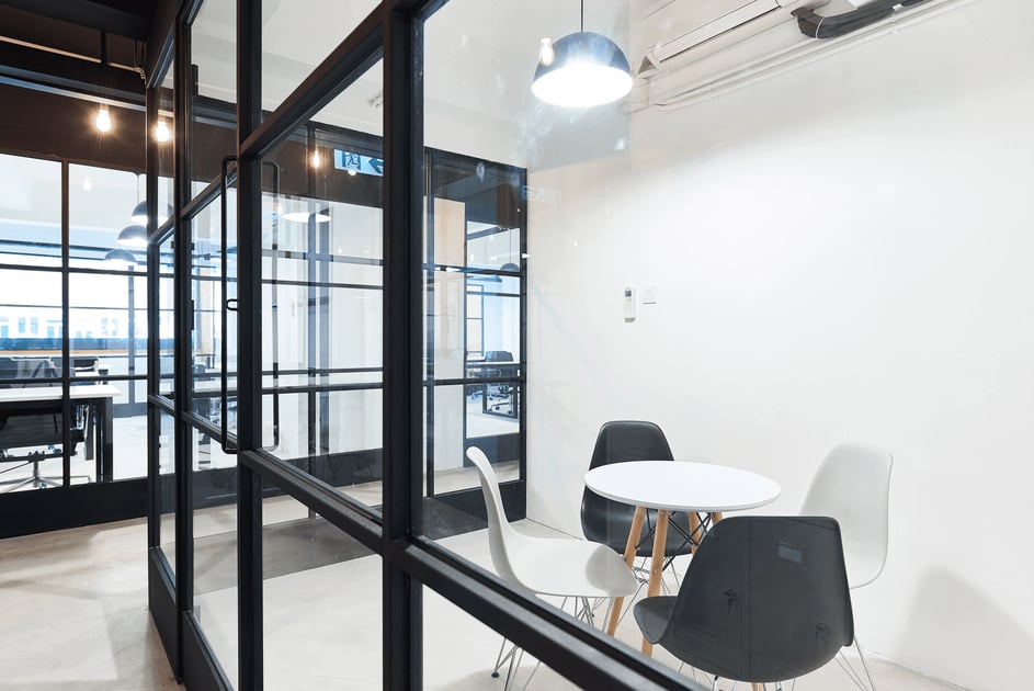 theDesk Sai Wan