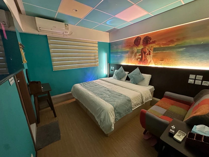 Whole Sunshine International Guesthouse