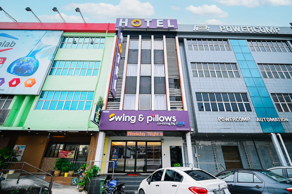 Swing & Pillows @ Kelana Jaya Selangor