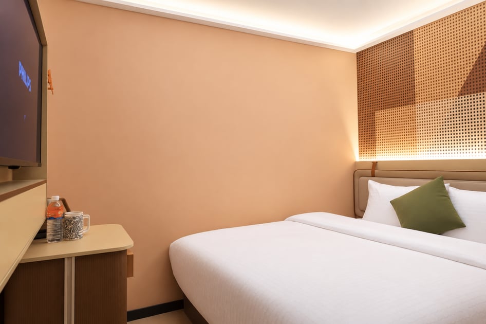 A Hotel Farrer Park - Newly Renovated