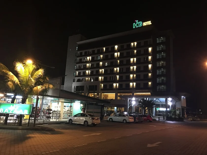 Front of property - evening/night