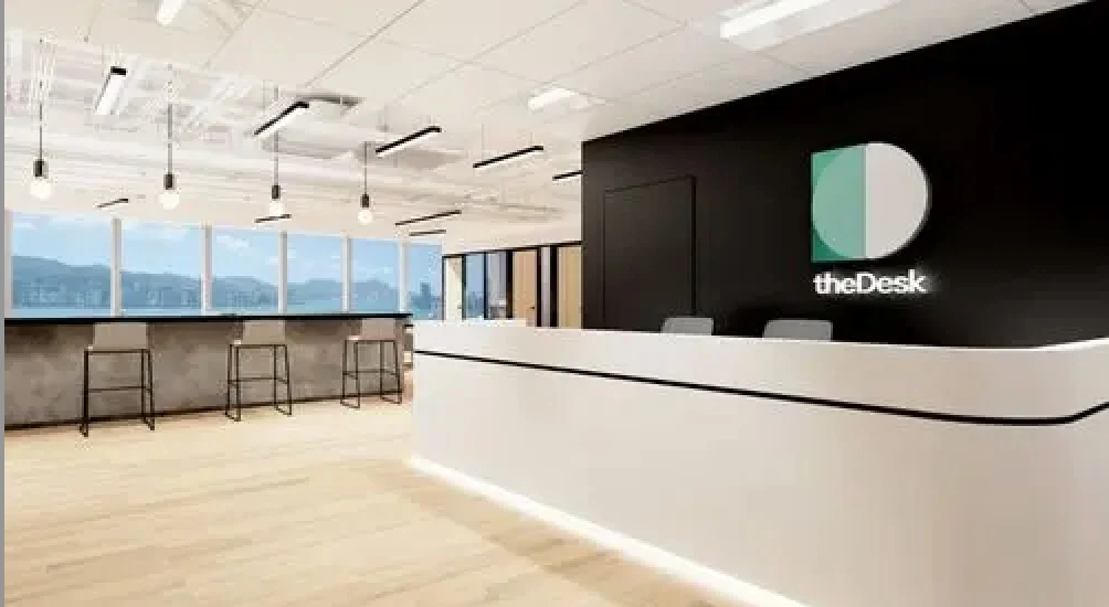 theDesk Enterprise Square 5
