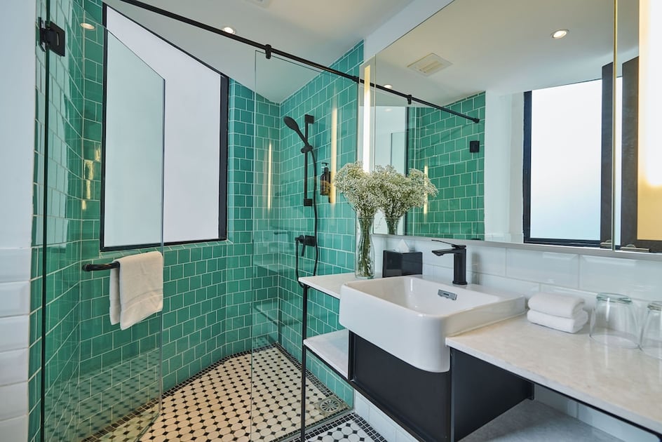 J-Hotel by Dorsett