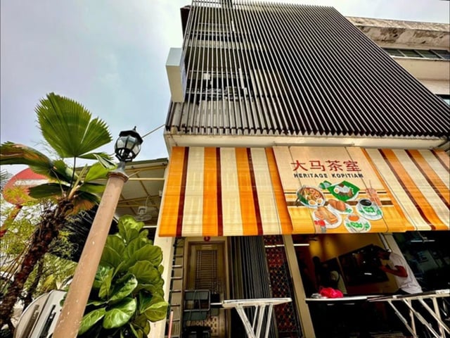 Triple B Hotel