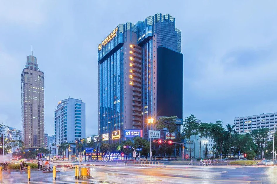 深圳南方联合大酒店(东门老街黄贝岭地铁站店)
