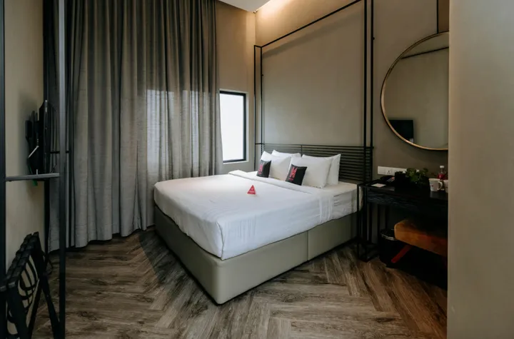 MOV Hotel