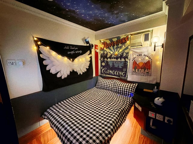 S Place