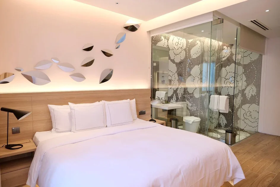 Wink Hotel @ Bugis (formerly Lion Peak Hotel Raffles)