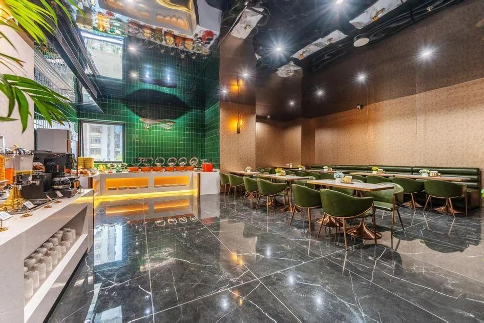 卓邦酒店(深圳国贸地铁站店)