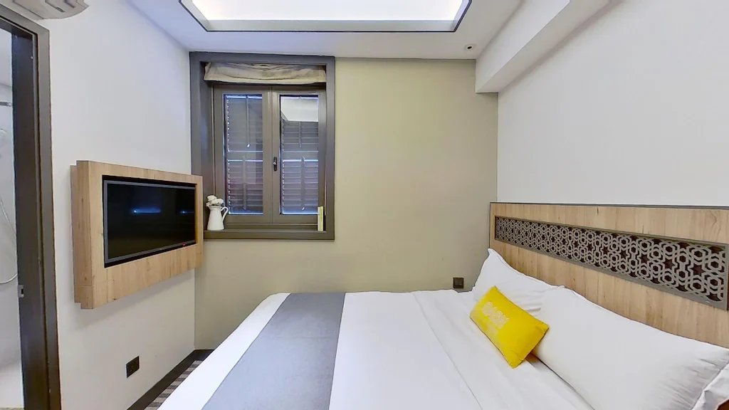 Dash Living Rochor