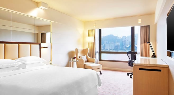 Deluxe Room, 1 King Bed, Non Smoking